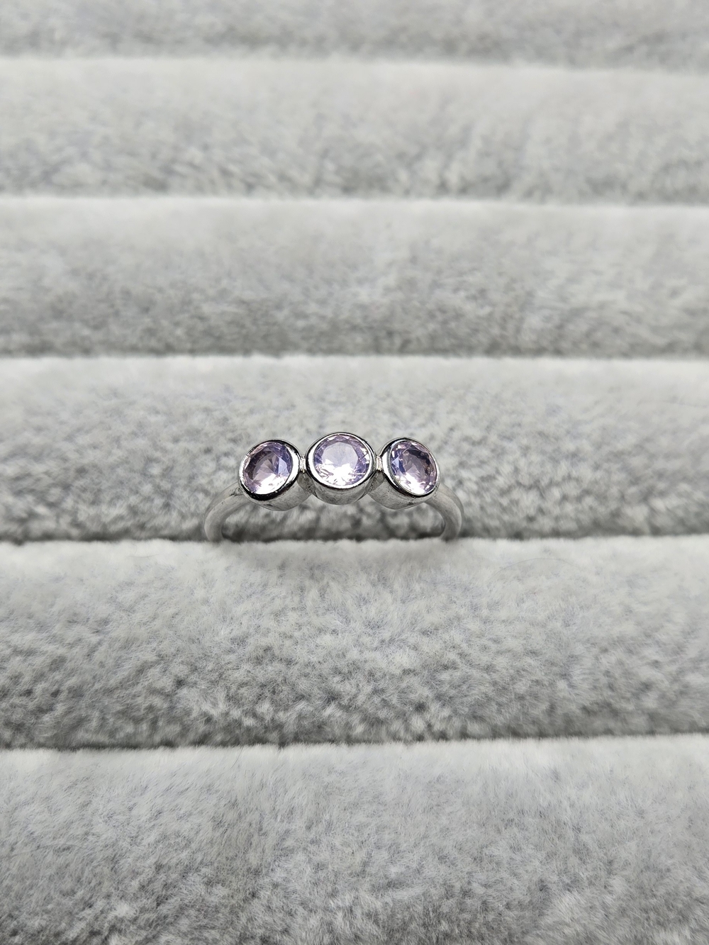 Size 7 925 Sterling Silver Three Amethyst Bomb Party Ring